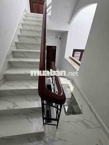 NHÀ 4 LẦU MẶT TIỀN ĐƯỜNG VÕ OANH, P25, BT. ĐOẠN SẦM UẤT KINH DOANH BB.