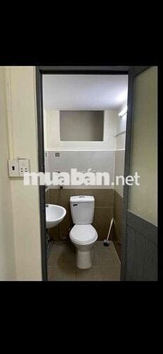 Nhà Âu Cơ,f10,tb.có 1 trệt,2 lầu.