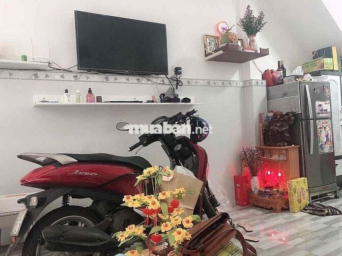 BÁN NHÀ NGUYỄN SƠN, 1 CĂN RA MẶT TIỀN, HẺM BÁN TẢI VÀO ĐƯỢC, 33M VUÔNG