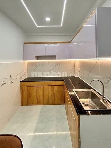 Bán nhanh nhà Mai Văn Ngọc-Phú Nhuận giá 1 Tỷ 970 DT 62m2 hẻm xe hơi