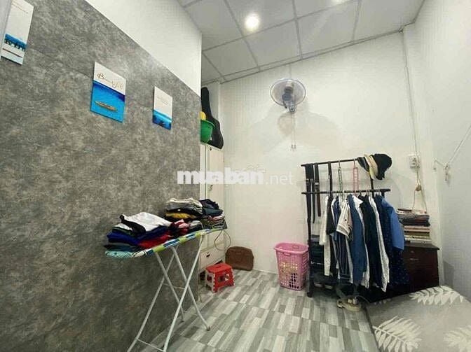 BÁN NHÀ NGUYỄN SƠN, 1 CĂN RA MẶT TIỀN, HẺM BÁN TẢI VÀO ĐƯỢC, 33M VUÔNG