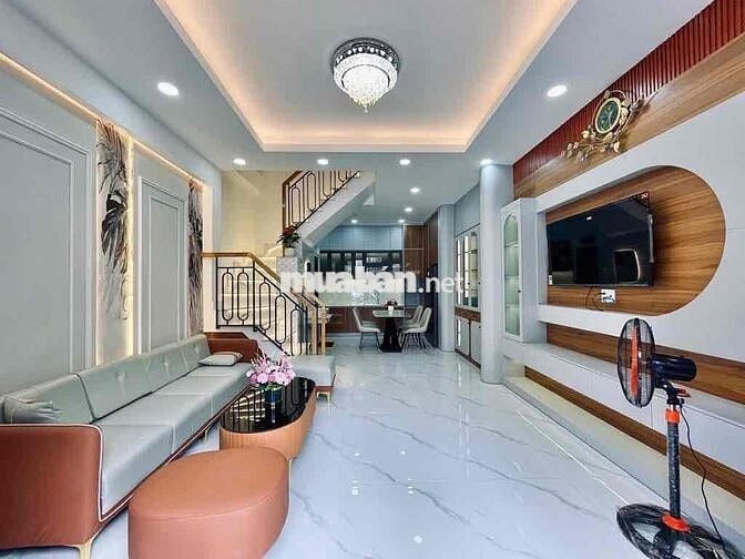 Nhà đẹp ngang khủng - HXH, full nội thất Quang Trung, nhỉnh 6 tỷ