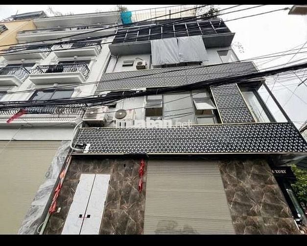 Tôi cần bán gấp nhà mặt phố Trường Chinh căn góc, 5tầng full nội thất