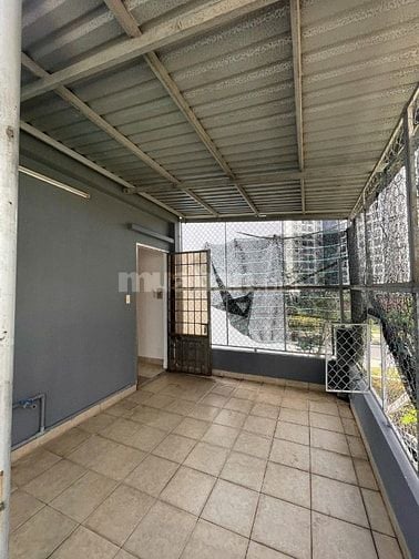 BÁN NHÀ DIỆN TÍCH KHỦNG VỊ TRÍ SIÊU ĐẸP QUẬN 12 NGAY CC PICITY TX 13