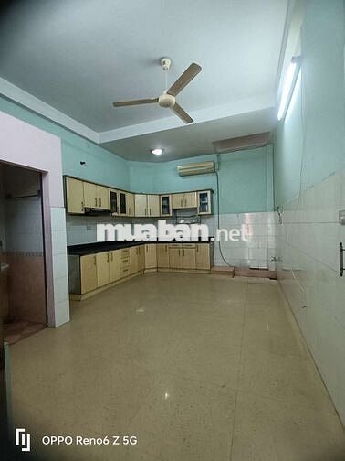 Rẻ quá trời ơi nhà khu tên lửa 5pn 6wc sân thượng ( giá 15tr