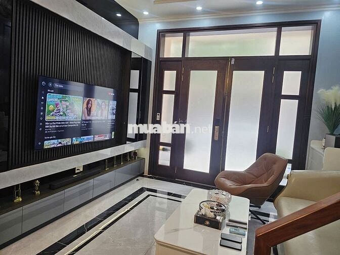 Cho thuê biệt thự Vinhomes Ocean Park 2, Nội thất cao cấp, Về ở ngay