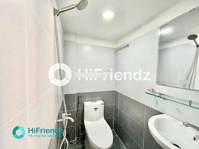 DUPLEX BAN CÔNG FULL NỘI THẤT GẦN ĐẦM SEN GẦN ĐẠI HỌC BÁCH KHOA