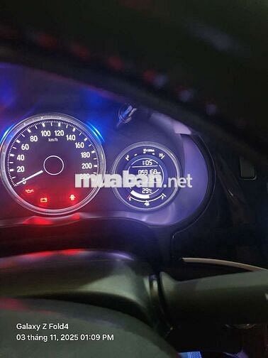 Honda City Top 2018 màu trắng, dưới 60.000 km