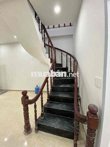 Nhà Luỹ Bán Bích - Hoà Bình - 3pn - Nhà Trống - Sát Mặt Tiền - 13tr.