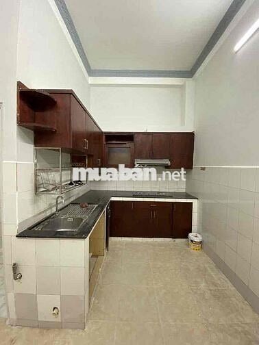 Nhà Luỹ Bán Bích - Hoà Bình - 3pn - Nhà Trống - Sát Mặt Tiền - 13tr.