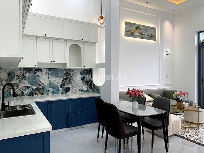 NHÀ MỚI XÂY ĐƯỜNG Ô TÔ 7 CHỖ GẦN CHỢ MỸ PHONG NGÃ TƯ CHÀ SÁU