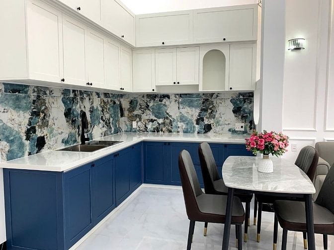 NHÀ MỚI XÂY ĐƯỜNG Ô TÔ 7 CHỖ GẦN CHỢ MỸ PHONG NGÃ TƯ CHÀ SÁU