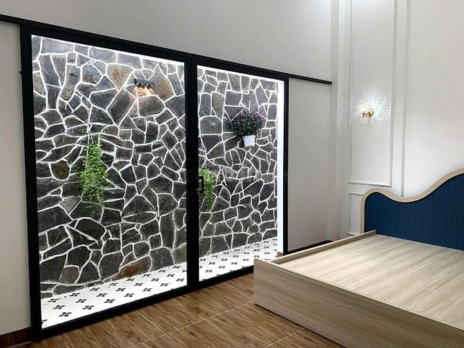 NHÀ MỚI XÂY ĐƯỜNG Ô TÔ 7 CHỖ GẦN CHỢ MỸ PHONG NGÃ TƯ CHÀ SÁU