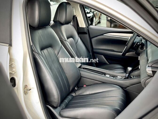 Mazda 6 sx 2022 Luxury 2.0 AT - 50,000 km cọp.