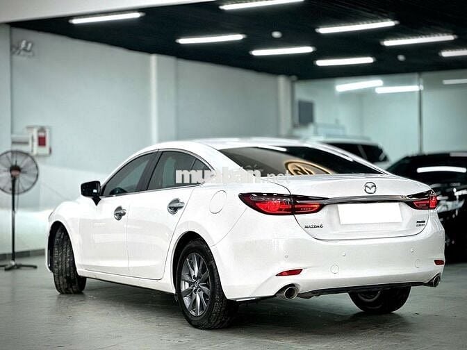 Mazda 6 sx 2022 Luxury 2.0 AT - 50,000 km cọp.
