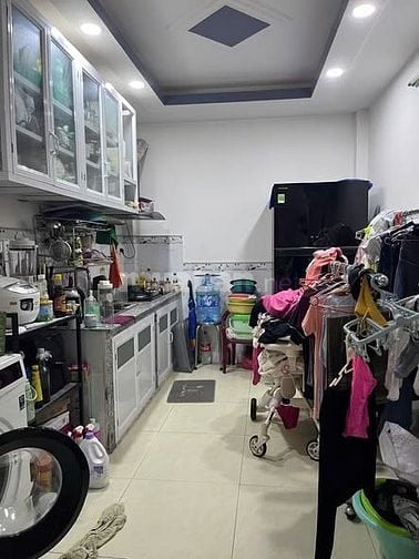 4,98 Tỷ Nhà DBT 3 tầng đúc 3pn lớn hẻm rộng ba gác Sổ Hồng Riêng 