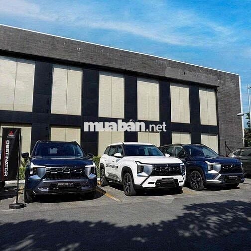 Mitsubishi Destinator