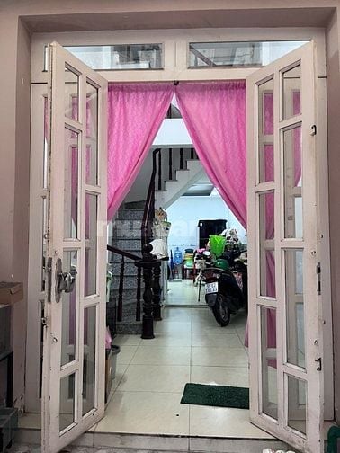 4,98 Tỷ Nhà DBT 3 tầng đúc 3pn lớn hẻm rộng ba gác Sổ Hồng Riêng 