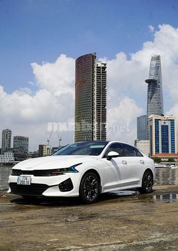 Chuyên Cho Thuê Xe Tự Lái - Royal Car