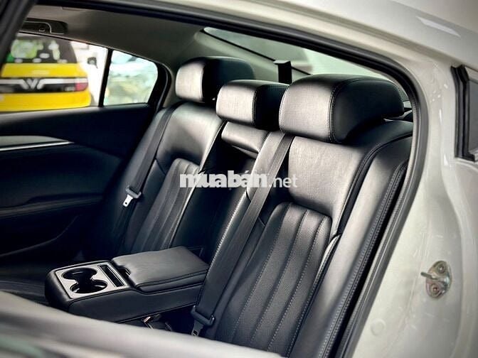 Mazda 6 sx 2022 Luxury 2.0 AT - 50,000 km cọp.