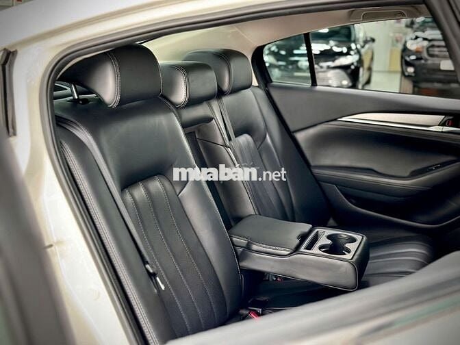 Mazda 6 sx 2022 Luxury 2.0 AT - 50,000 km cọp.