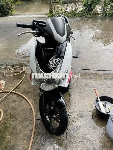 cần bán ab xe im ru ko hú hí. có bớt ae nhanh gọn