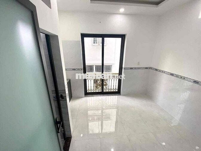 STUDIO BAN CÔNG SIÊU THOÁNG GIÁ RẺ