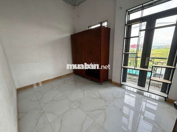 NHÀ CHO THUÊ 8X20 - MẶT TIỀN NGUYỄN THỊ THỬ - XTT HÓC MÔN - 10 TRIỆU