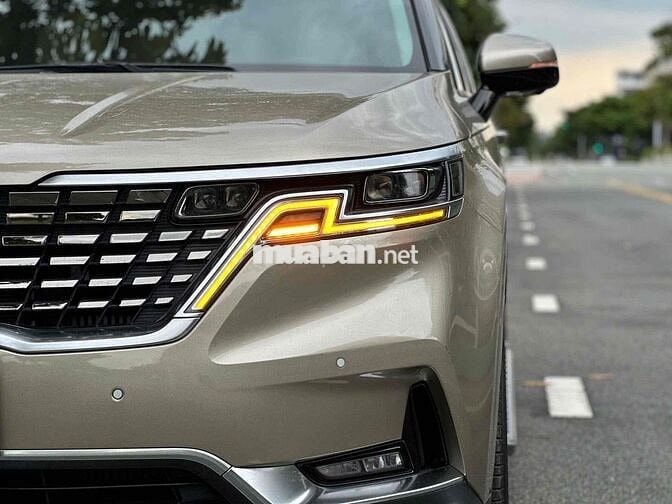 kIA CARNIVAL 2.2D SIGNATURE 2021