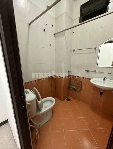 Cho 1-2 người thuê phòng XVNT F17 Bình Thạnh, 4 triệu (có ban công)