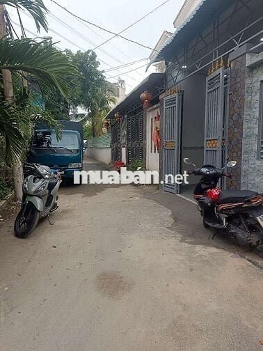 Nhà 5x18 đúc 1 trệt 1 lửng 1 lầu đường nhựa 6m1 / Nguyễn thị thảnh 40m