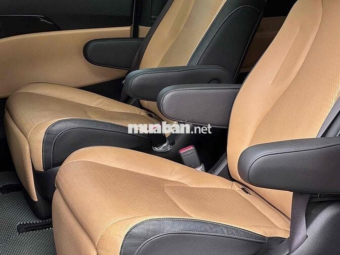 kIA CARNIVAL 2.2D SIGNATURE 2021
