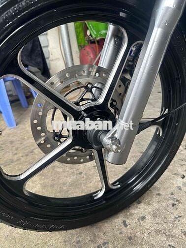 cần bán chiếc Yaz full mới 95%