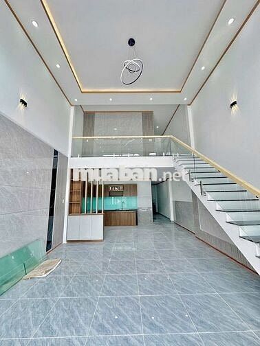 Bán nhà sổ riêng 500 triệu, gần công an Thiện Tân giáp trảng dài