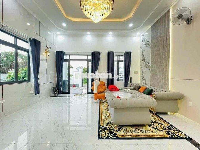 BIỆT THỰ NGỘP BÁN GẤP 8TỶ HẠ CÒN 6TỶ5 TẶNG TOÀN BỘ NỘI THẤT