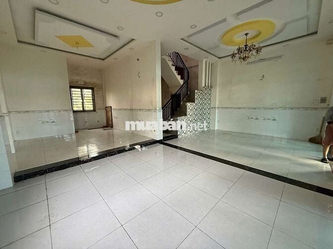 NHÀ CHO THUÊ 8X20 - MẶT TIỀN NGUYỄN THỊ THỬ - XTT HÓC MÔN - 10 TRIỆU