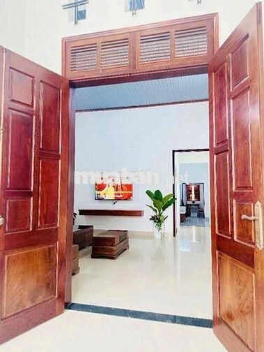 CHO THUÊ NHÀ - HẺM 169 NƠ TRANG GƯH - ĐƯỜNG 3 OTO THÔNG THOÁNG.