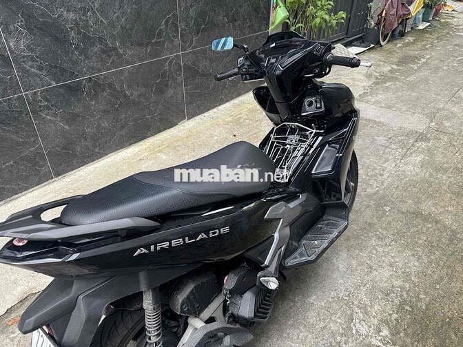 Bán xe AB 160 đời 2025 đen bóng