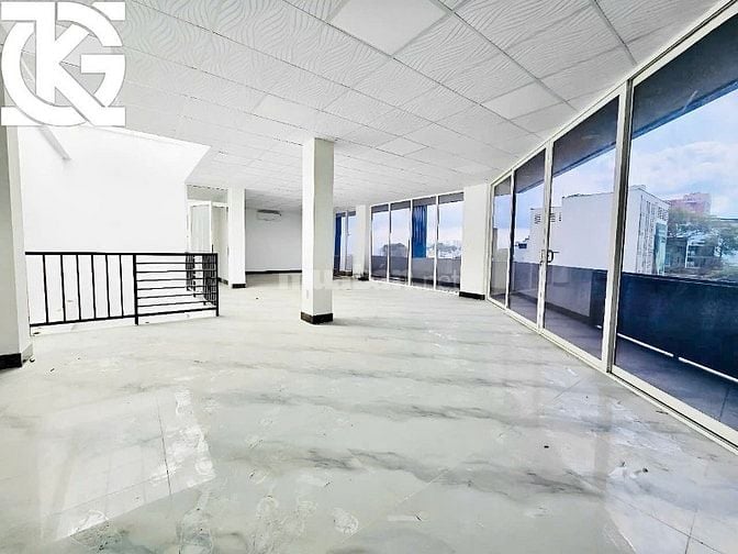 ❇️❇️ Cho Thuê Nhà GÓC 2MT: 476-478 Nguyễn Chí Thanh + Nguyễn Kim - Q10