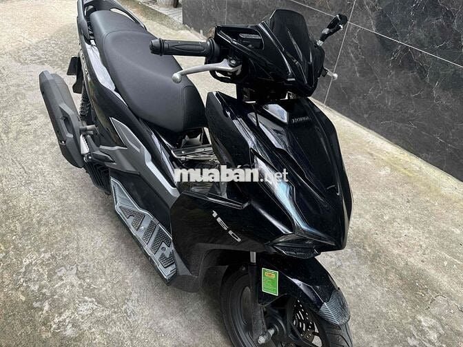 Bán xe AB 160 đời 2025 đen bóng