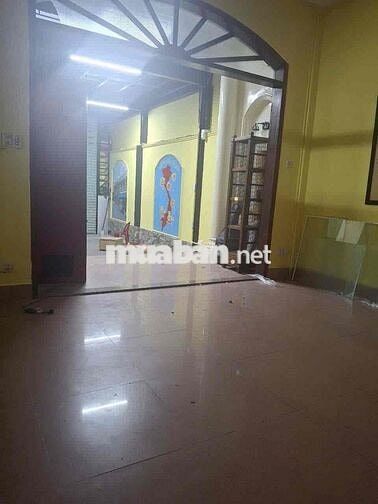 Mặt bằng 8x21 góc ngã 3 đối diện chung cư khu cao lỗ Q8