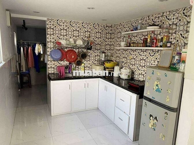 LÔ GÓC - GẦN ĐƯỜNG CHÍNH - HẢI CHÂU - KIỆT THÔNG.🍀