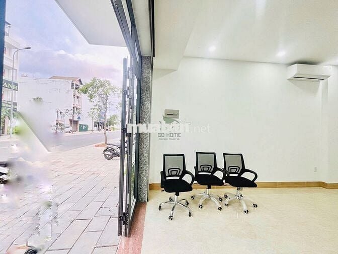 CHO THUÊ NHÀ 5 TẦNG CÓ THANG MÁY – THÍCH QUẢNG ĐỨC, 50 TRIỆU/THÁNG