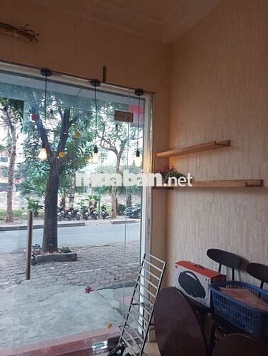 CHO THUÊ CỬA HÀNG TẠI MẶT ĐƯỜNG KIM GIANG, DT 30m2