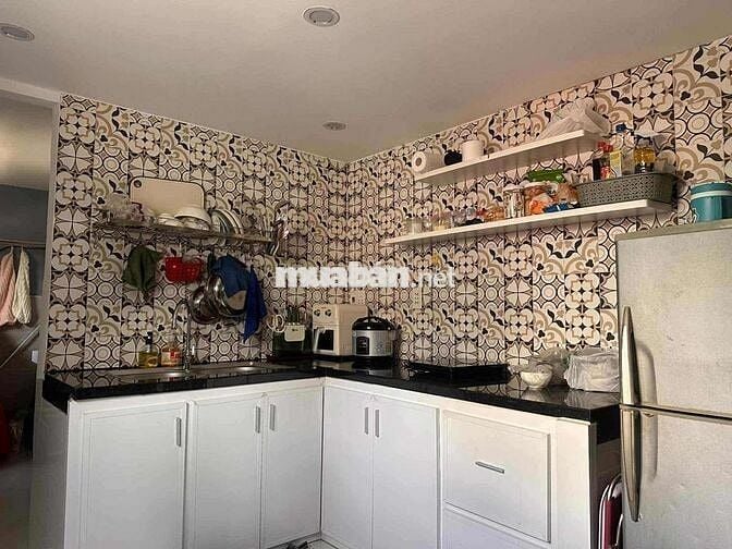 LÔ GÓC - GẦN ĐƯỜNG CHÍNH - HẢI CHÂU - KIỆT THÔNG.🍀