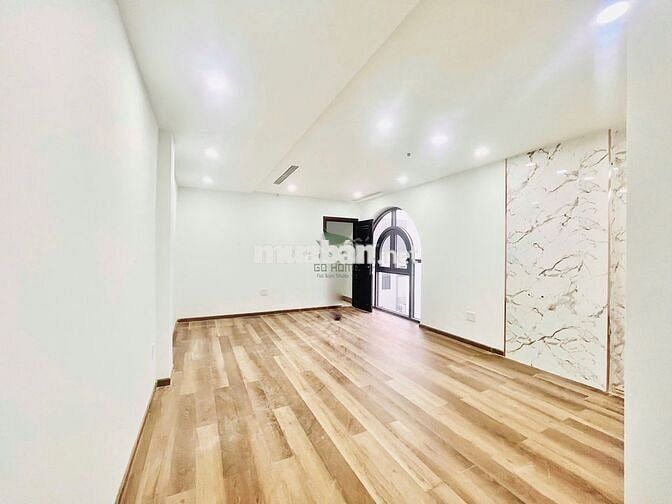 CHO THUÊ NHÀ 5 TẦNG CÓ THANG MÁY – THÍCH QUẢNG ĐỨC, 50 TRIỆU/THÁNG