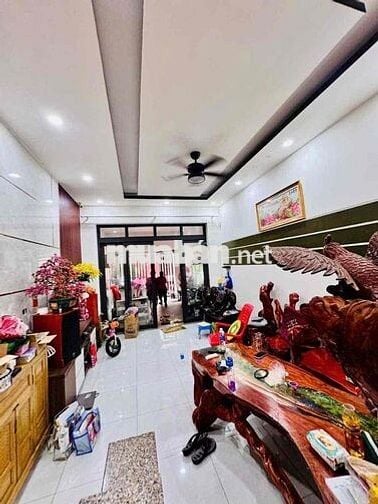 Nhà Đẹp Đường Thông Xe Tải, Tại thạnh lộc 19, Quận 12