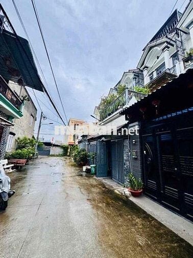 Nhà Đẹp Đường Thông Xe Tải, Tại thạnh lộc 19, Quận 12