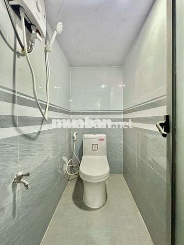 DUPLEX FULL NỘT THẤT NGAY CẦU VƯỢT LINH XUÂN, GẦN ĐH KINH LUẬT (ĐHQG)