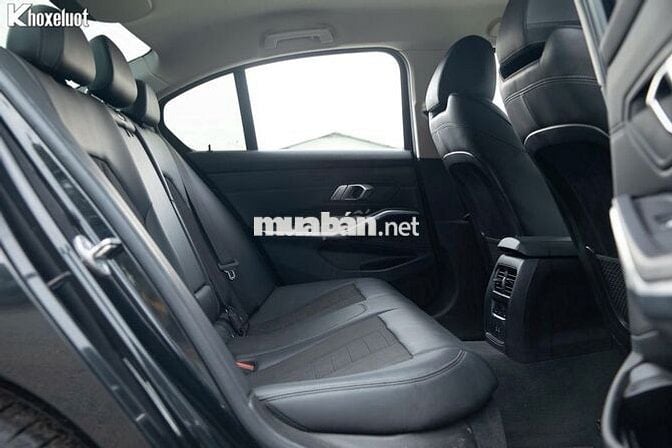 BMW 320i Sport Line 2021 siêu lướt 30000 km